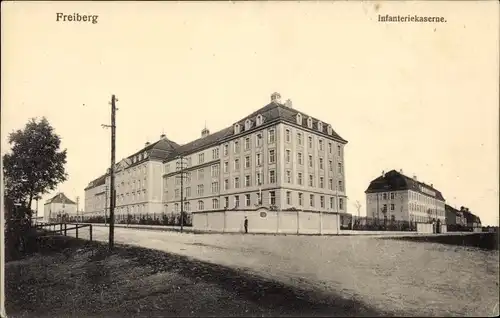 Ak Freiberg in Sachsen, Infanteriekaserne