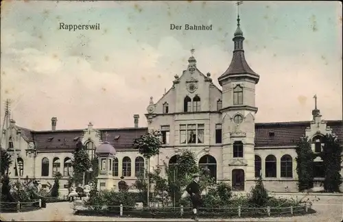 Ak Rapperswil Kanton Sankt Gallen, Bahnhof, Straßenansicht