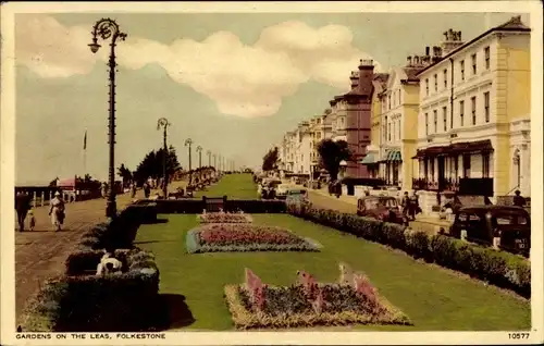 Ak Folkestone Kent England, Gardens on the Leas, Promenade, Blumenbeete