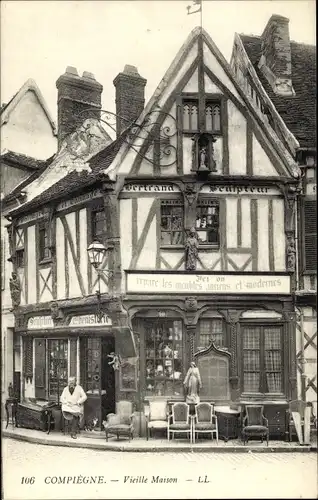 Ak Compiègne Oise, Vieille Maison