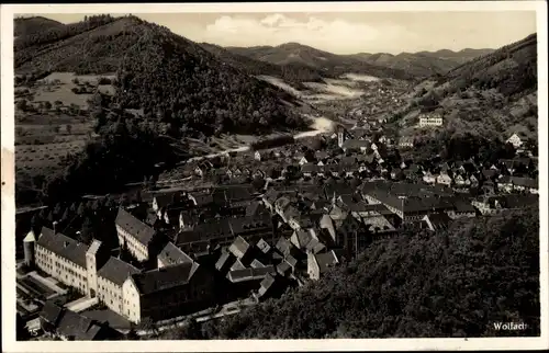 Ak Wolfach im Schwarzwald, Blick vom Käpflefelsen, Ortsansicht