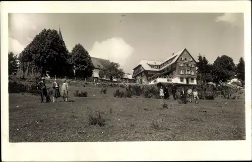 Ak St. Peter im Hochschwarzwald, Wallfahrtsort Maria Lindenberg, Haus Lindenberg, Wallfahrtskapelle