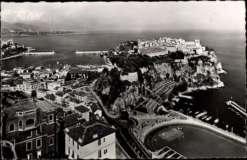 Ak Monaco, La Cote d'Azur, Principaute de Monaco, La Rocher, Panorama, Luftaufnahme