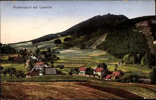 Ak Waltersdorf Großschönau Oberlausitz, Blick zum Ort mit Lausche