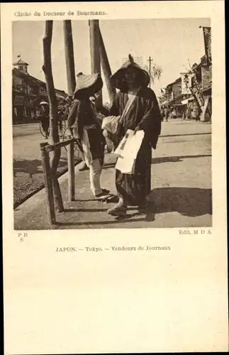 Ak Tokyo Tokio Japan, Vendeurs des Journaux