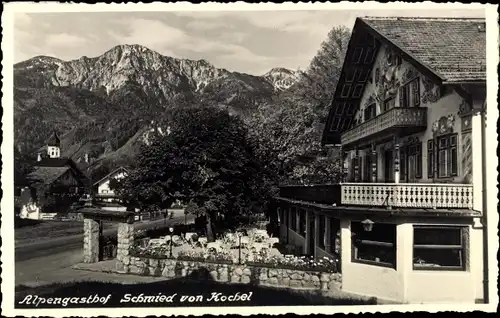 Foto Ak Kochel am See in Oberbayern, Alpengasthof  Schmied von Kochel, Außenansicht