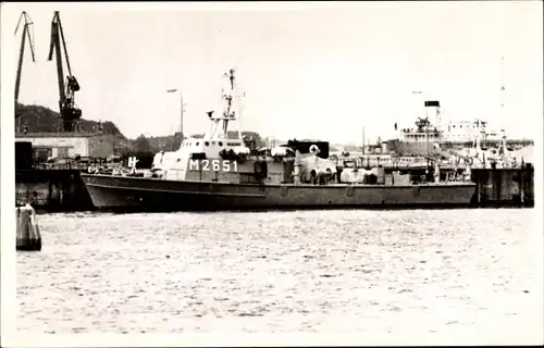 Foto Ak Deutsches Kriegsschiff, M 2651, Binnenminensuchboot, Bundesmarine