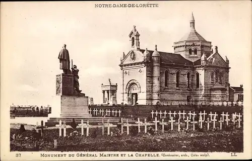 Ak Lorette Loire, Notre Dame de Lorette, Monument du Général Maistre et la Chapelle