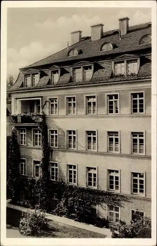 Ak München, Maria Theresia-Klinik, Bavariaring 46, Außenansicht