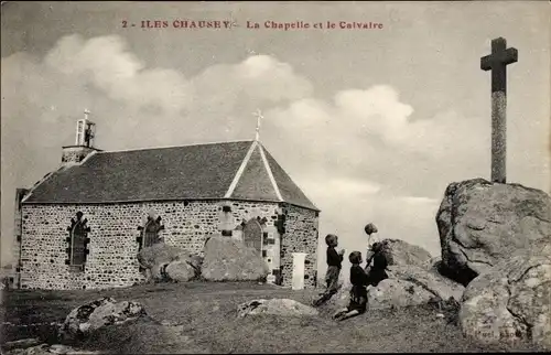 Ak Iles Chausey Manche, La Chapelle et le Calvaire