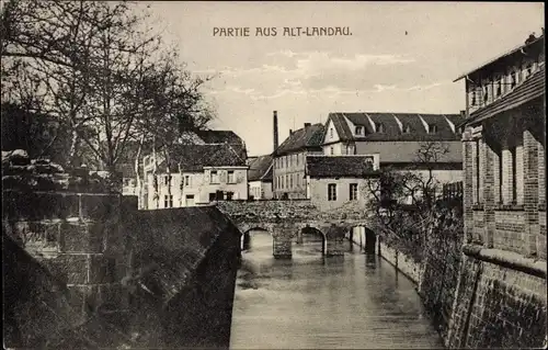 Ak Landau in der Pfalz, Altstadtpartie, Brücke, Kanal