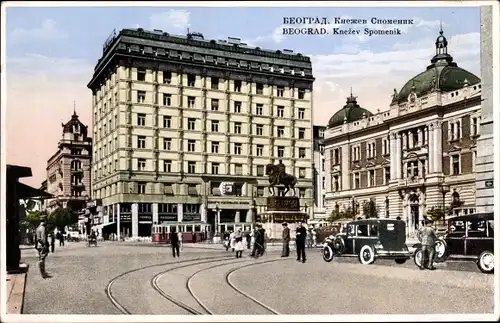 Ak Belgrad Beograd Serbien, Knezev Spomenik, Denkmal, Straßenpartie, Gebäude, Verkehr