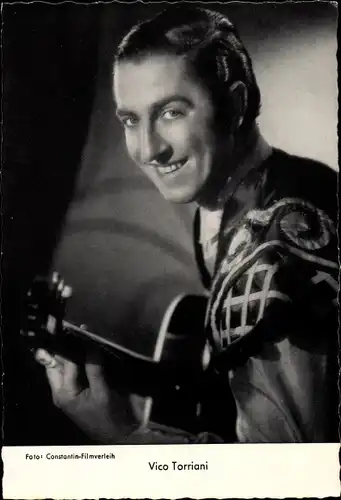 Ak Schauspieler und Sänger Vico Torriani, Portrait mit Gitarre