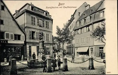 Ak Barr Elsass Bas Rhin, Kartoffelplatz mit Taufliebstraße, Brunnen