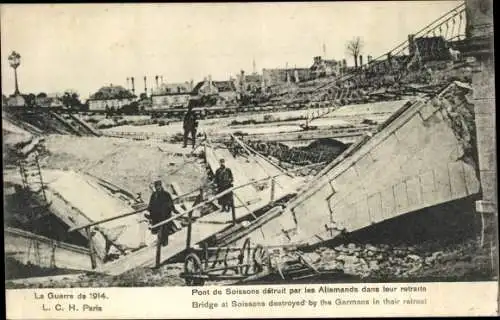 Ak Soissons Aisne, Pont detruit par les Allemands dans leur retraite, Kriegszerstörung 1. WK