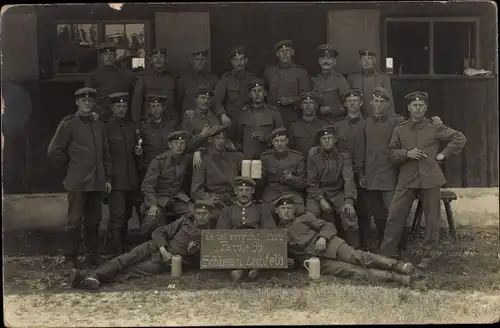 Foto Ak Lagerlechfeld Graben Schwaben, Truppenübungsplatz Lager Lechfeld, Soldaten in Uniform