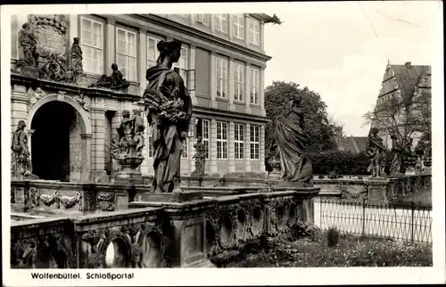 Ak Wolfenbüttel in Niedersachsen, Schlossportal