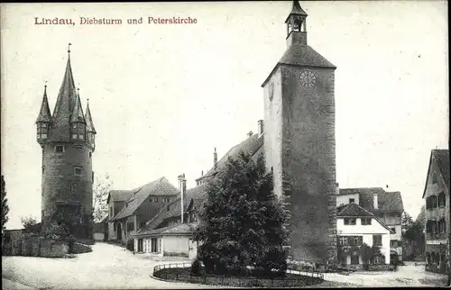 Ak Lindau am Bodensee Schwaben, Diebsturm und Peterskirche