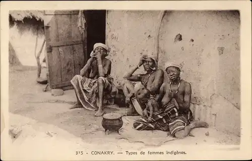 Ak Conakry Guinea Afrique, Types de femmes indigenes