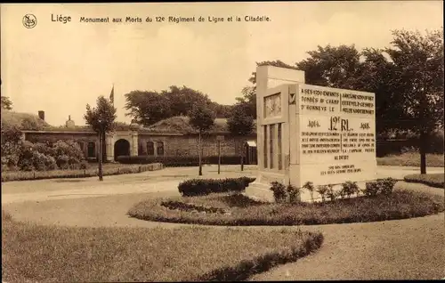 Ak Liège Lüttich Wallonien, Monument aux Morts du 12e regiment de Ligne et la Citadelle