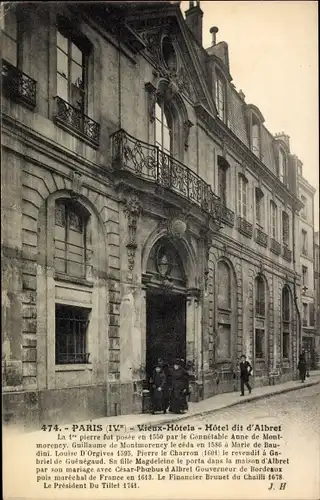 Ak Paris IV, Vieux-Hotels, Hotel dit d'Albret, Außenansicht, Straße