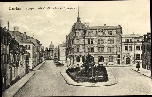Judaika Ak Landau in der Pfalz, Postplatz mit Kreditbank und Synagoge