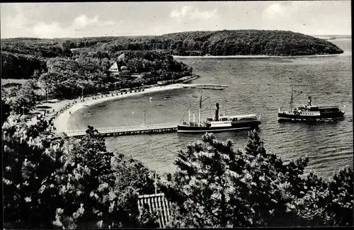 Ak Glücksburg an der Ostsee, Dampfer am Anleger