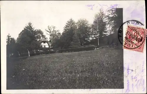 Foto Ak Fribourg Freiburg Stadt Schweiz, Ortsansicht, Wohnhaus, Wiese