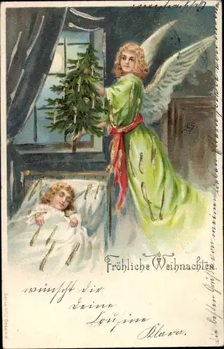 Ak Glückwunsch Weihnachten, Engel mit Tannenbaum, schlafendes Kind