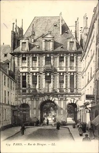 Ak Paris IV, Rue de Birague, Sicht auf Tor, Gebäude