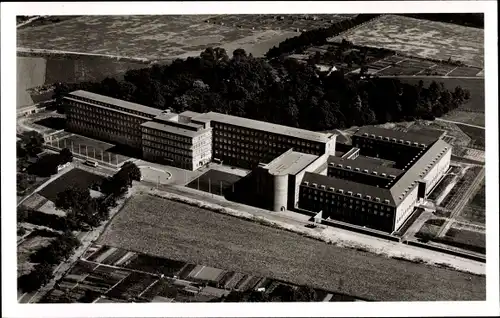 Ak Köln, Dt. Caritasinstitut für Gesundheitsfürsorge, St. Elisabeth Krankenhaus, Fliegeraufnahme