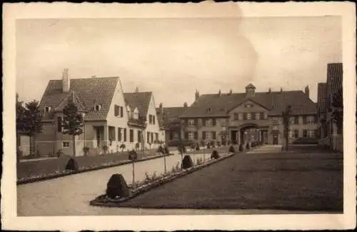 Ak Holsterhausen Essen, Kolonie Alfredshof, Wohnsiedlung der Friedrich Krupp AG, Straßenpartie