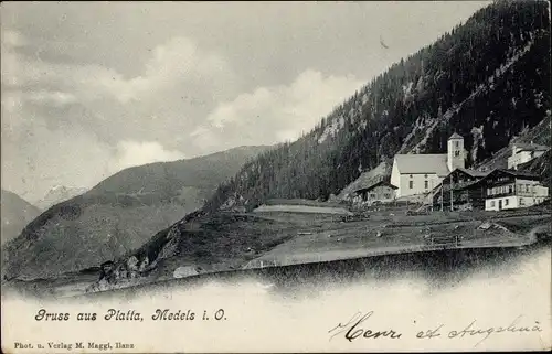 Ak Platta Medel Lucmagn Kanton Graubünden, Blick auf den Ort, Kirche