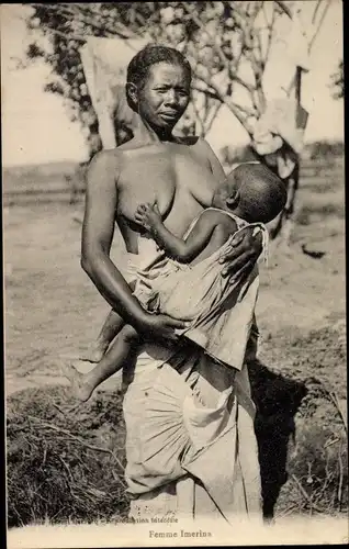 Ak Femme Imerina, Afrikanerin mit Säugling