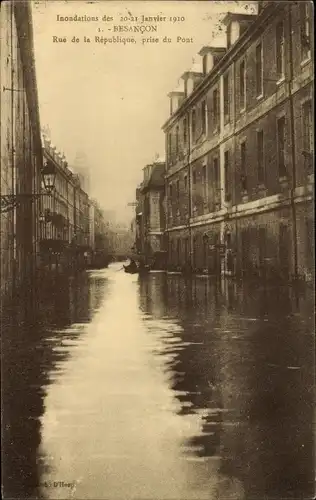 Ak Besançon Doubs, Inondations des 20-21 Janvier 1910, Rue de la Republique, prise du Pont