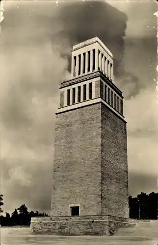 Ak Buchenwald Weimar in Thüringen, Mahn und Gedenkstätte, Konzentrationslager, Turm, Feierplatz