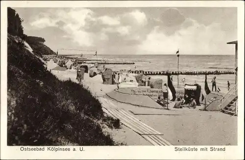 Ak Ostseebad Kölpinsee auf Usedom, Steilküste mit Strand, Strandkorb, Badegäste