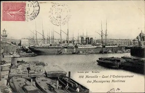 Ak Marseille Bouches du Rhône, Quai d'Embarquement des Messageries Maritimes, Schiff