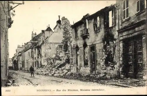 Ak Soissons Aisne, Rue des Minimes, Maisons incendiees