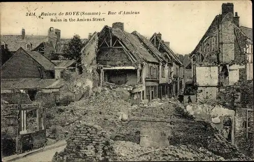 Ak Roye Somme, Ruines de Roye, Rue d'Amiens