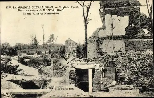 Ak Montauban Tarn et Garonne, La Grande Guerre 1914-1917, English Front, Dans le ruines