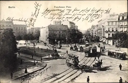 Ak Berlin Tiergarten, Straßenpartie am Potsdamer Platz, Pferdebahn und Straßenbahnen