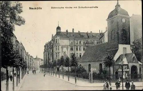 Ak Berlin Neukölln, Böhmische Kirche mit Schudomastraße