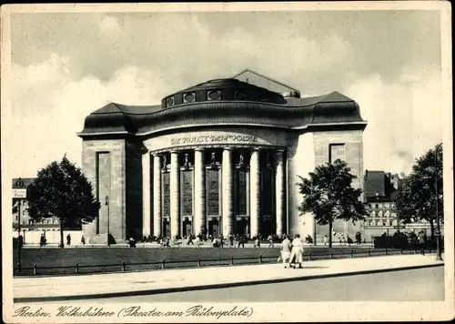 Ak Berlin Mitte, Straßenpartie mit Blick auf die Volksbühne