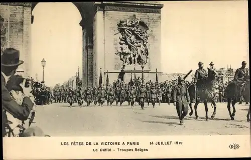 Ak Paris VIII, Triumphbogen, Arc de Triomphe, Fetes de la Victoire 14 Juillet 1919, Troupes Belges