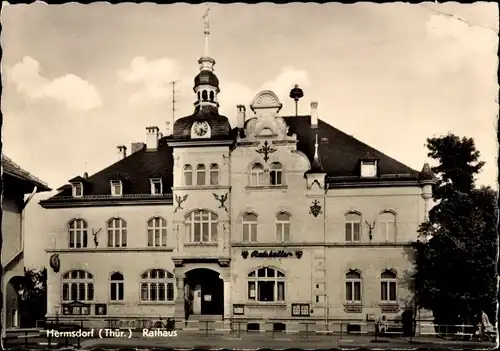 Ak Hermsdorf inThüringen, Blick auf das Rathaus, Ratskeller, Straßenansicht