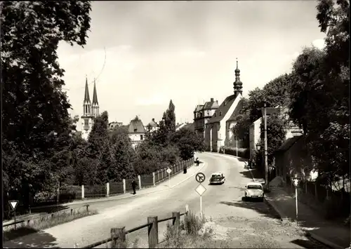 Ak Oelsnitz im Vogtland, Blick in die Egerstraße, Kirchturmspitze