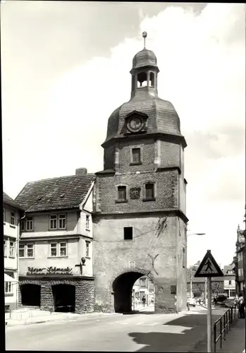 Ak Waltershausen in Thüringen, Uhrenturm mit Torbogen