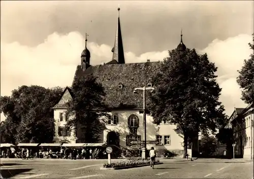 Ak Sömmerda in Thüringen, Straßenpartie mit Blick auf das Rathaus, Marktstände