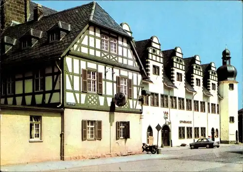 Ak Stadtilm in Thüringen, Rathaus, Außenansicht, Sparkasse, Auto, Motorrad